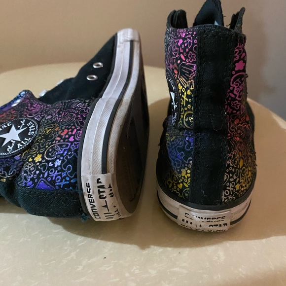 Chuck Taylor All Star Pride in Black and University Red Sz6  Multi Color Hightop - Picture 6 of 8